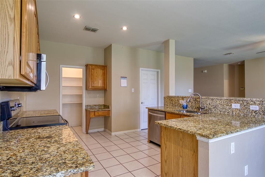 3408 Paradise Valley Drive Property Photo 6
