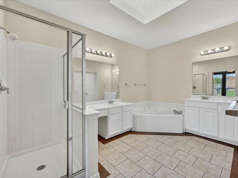 11068 Downbrook Drive Property Photo 13