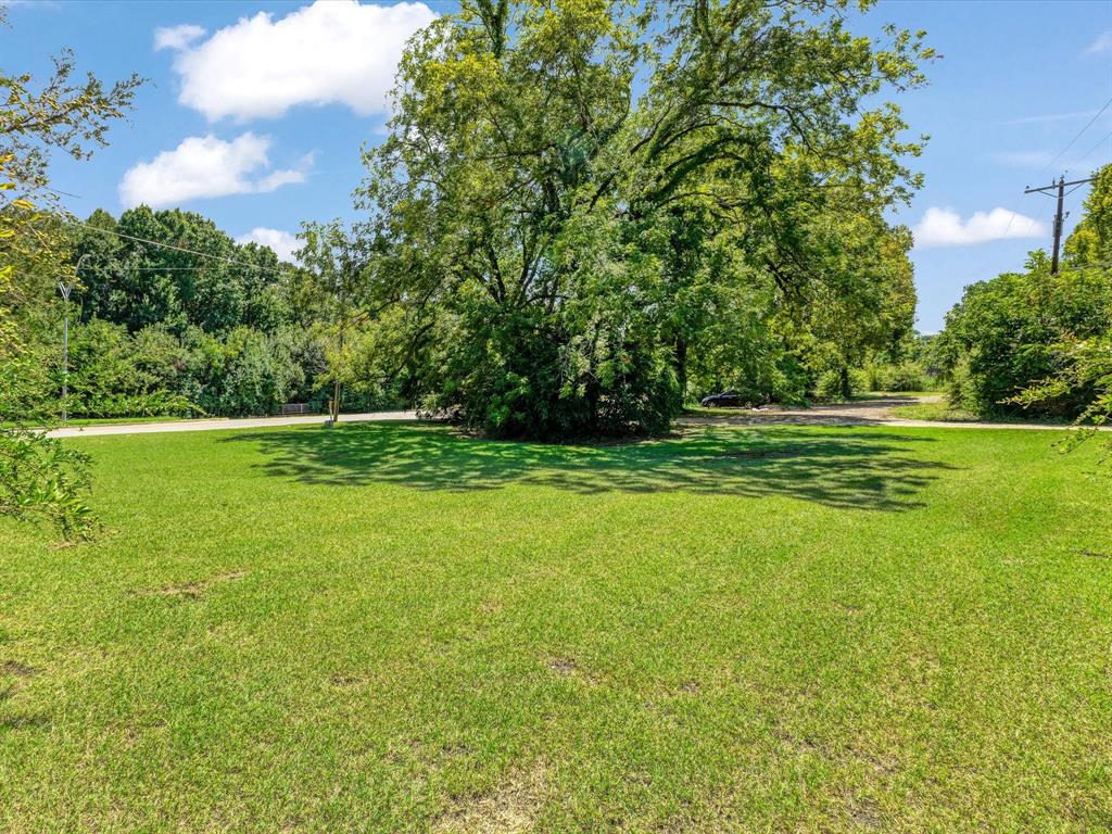 2901 Simpson Stuart Road Property Photo 6