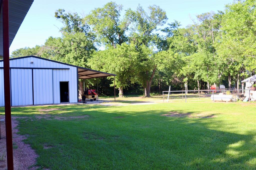 387 County Road 2101 Property Photo 10