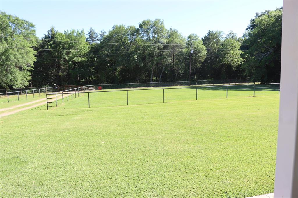 387 County Road 2101 Property Photo 12