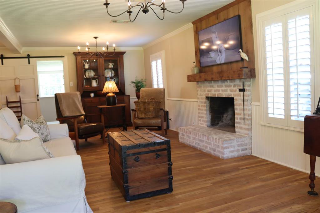 387 County Road 2101 Property Photo 15