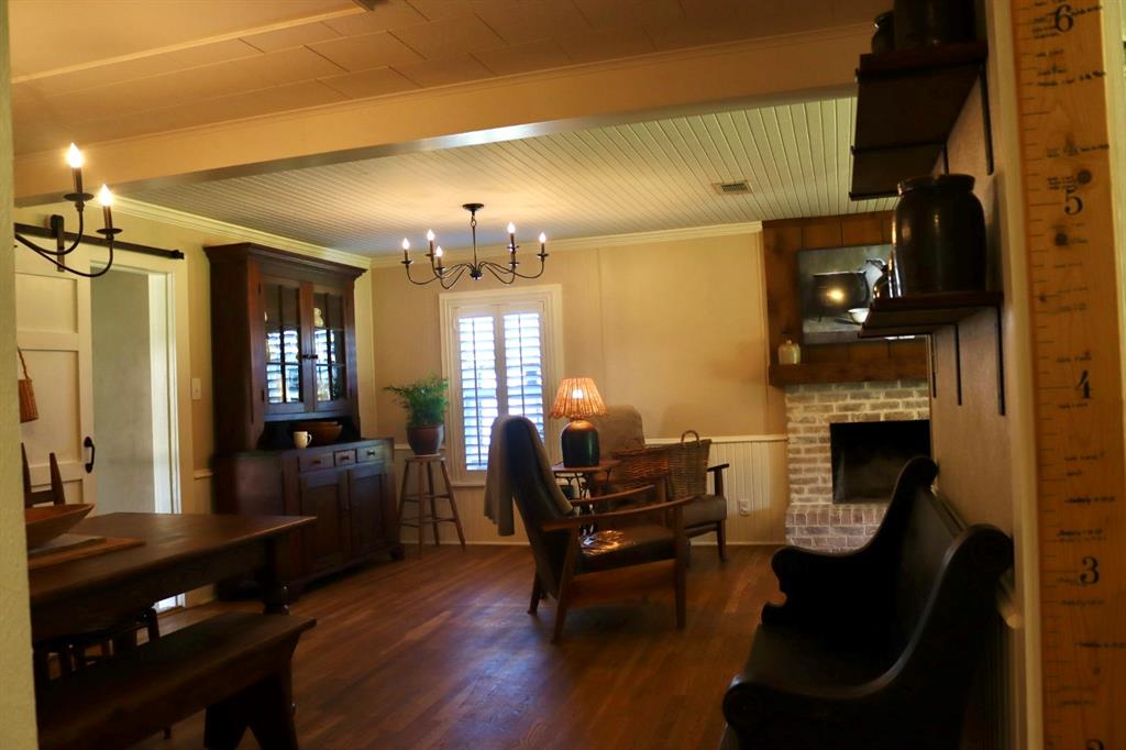 387 County Road 2101 Property Photo 18
