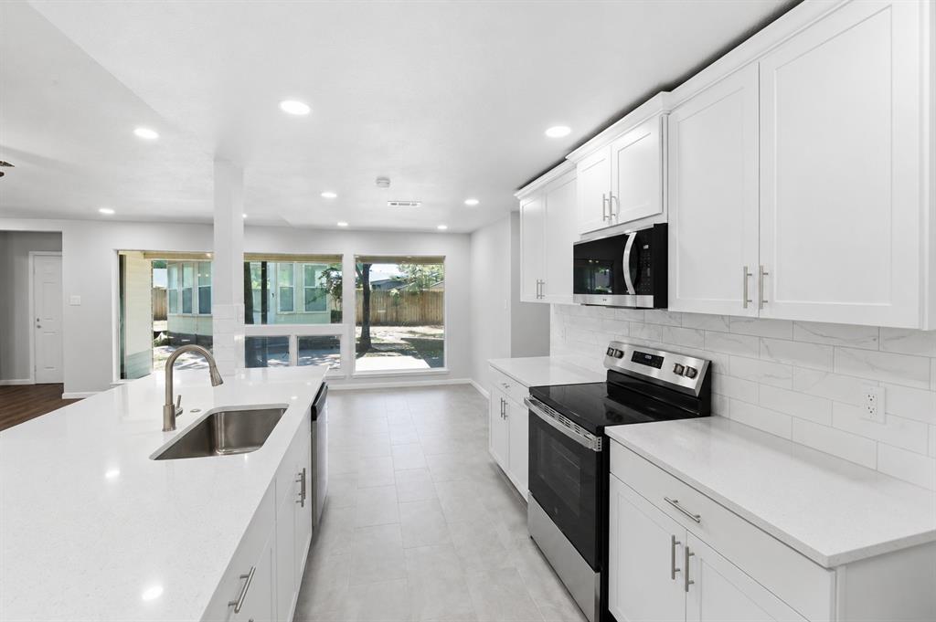 1917 Toplea Drive Property Photo 13