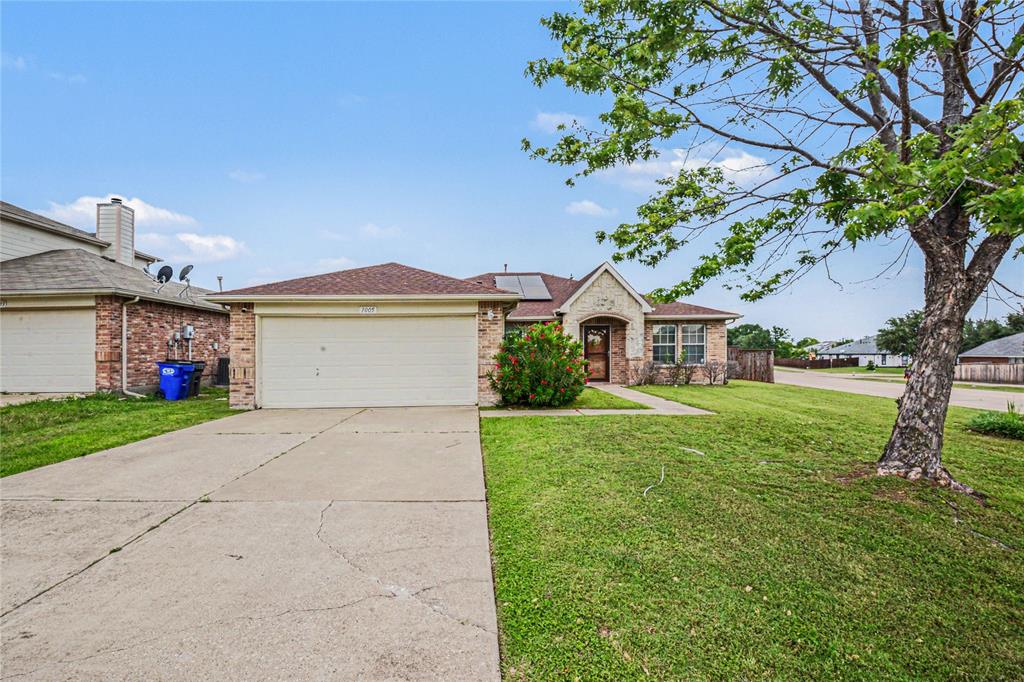 1005 Windsor Lane Property Photo 1