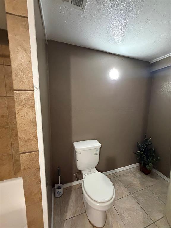 2436 Lockhart Avenue Property Photo 6