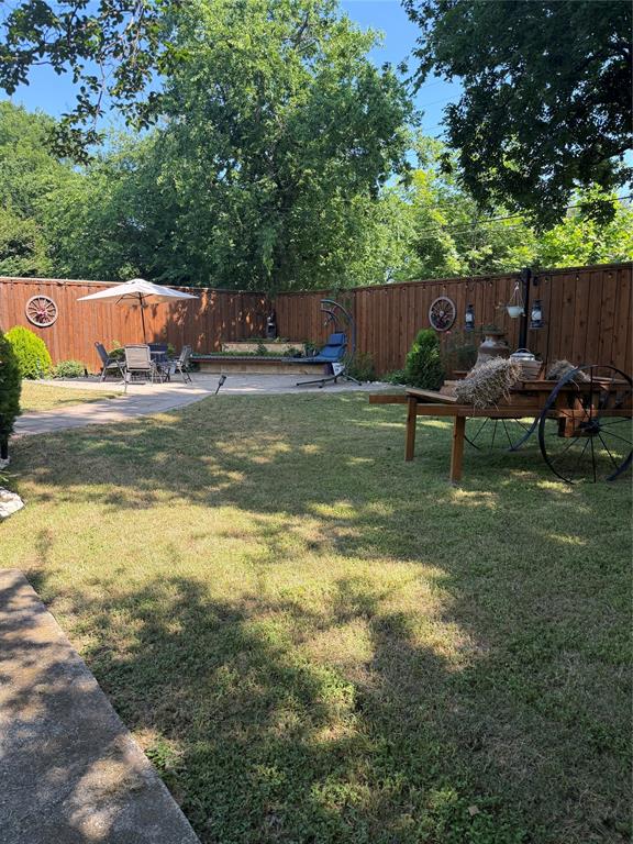 2436 Lockhart Avenue Property Photo 7
