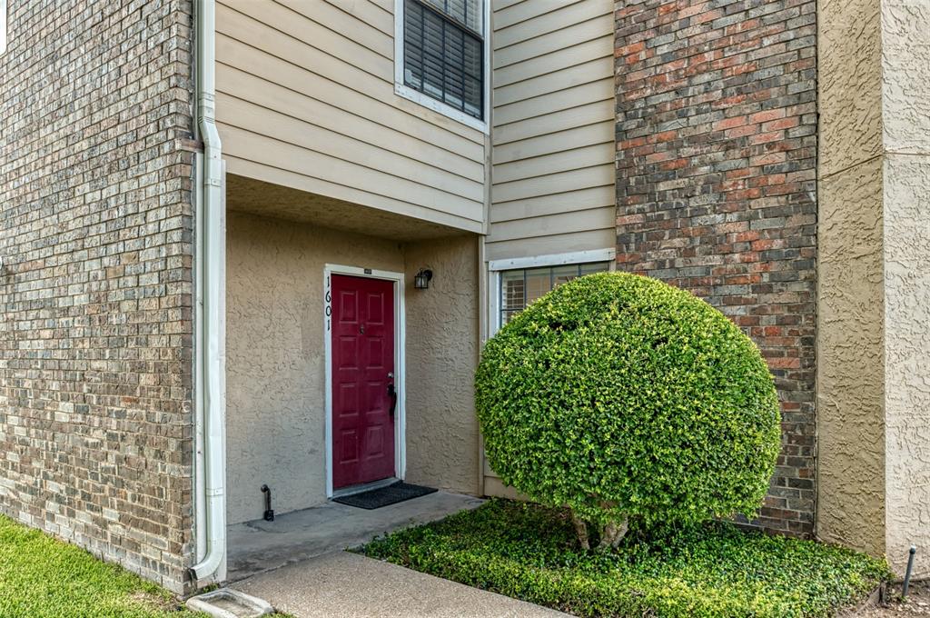 4748 Old Bent Tree Lane 1601 Property Photo 2
