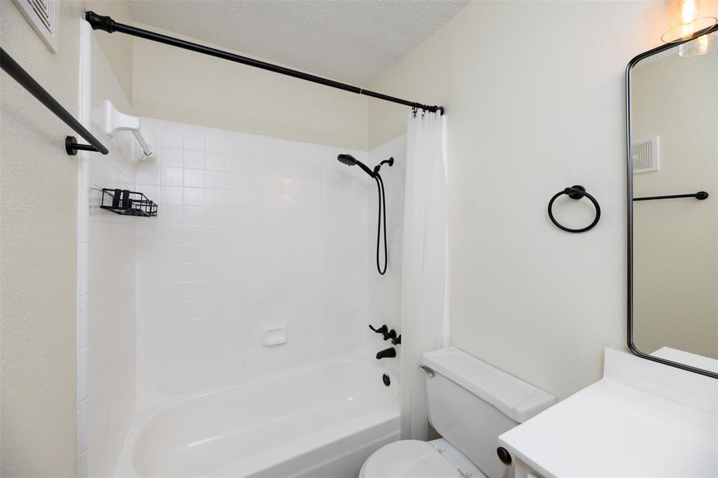 4748 Old Bent Tree Lane 1601 Property Photo 16