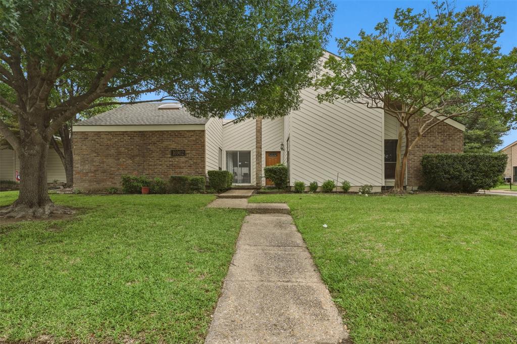 16902 Davenport Court Property Photo 1