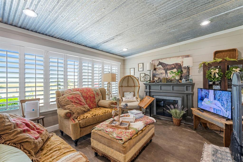 12102 Cedar Rock Parkway Property Photo 24