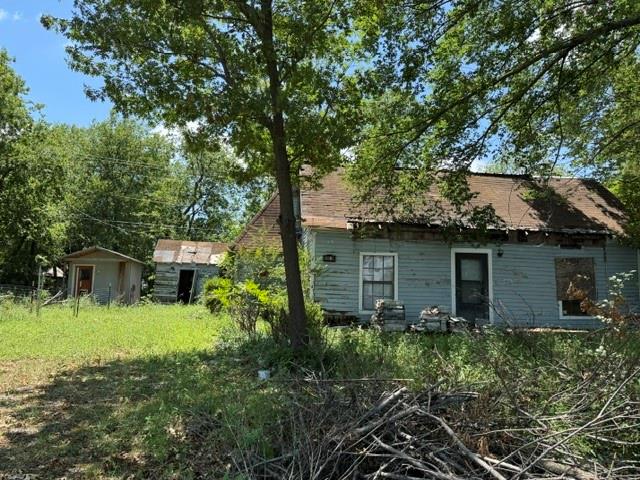 419 W Pine