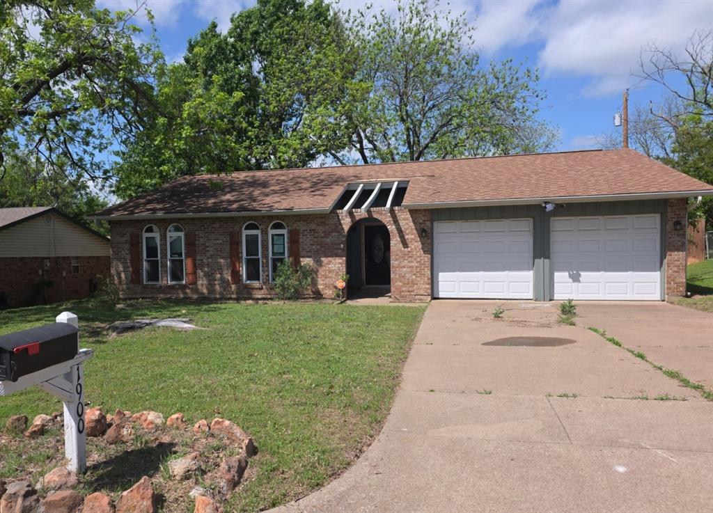 1900 26th Avenue Property Photo 1