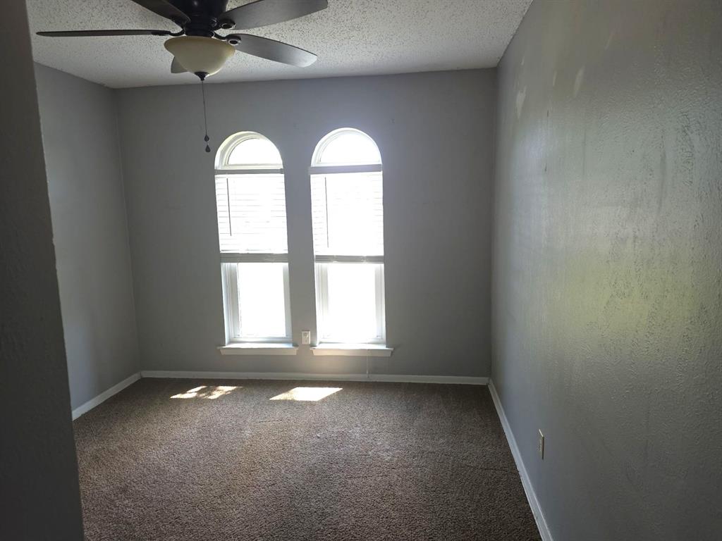 1900 26th Avenue Property Photo 9