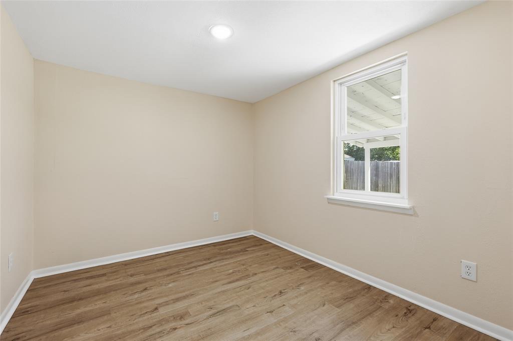 807 Highland Drive Property Photo 9