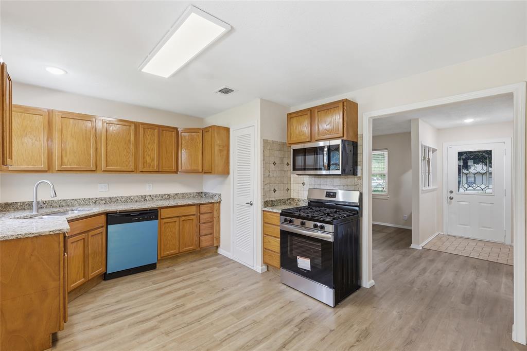807 Highland Drive Property Photo 11