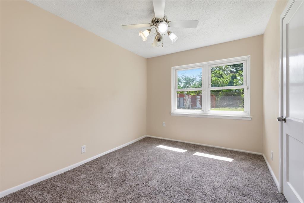 807 Highland Drive Property Photo 17