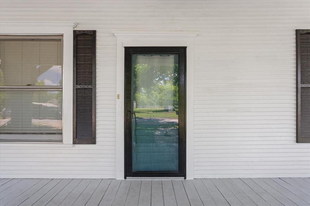 102 S Hogan Street Property Photo 4