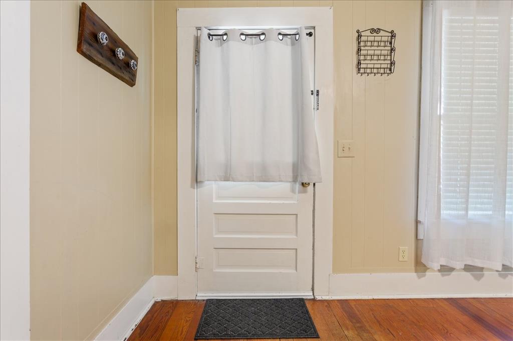 102 S Hogan Street Property Photo 5
