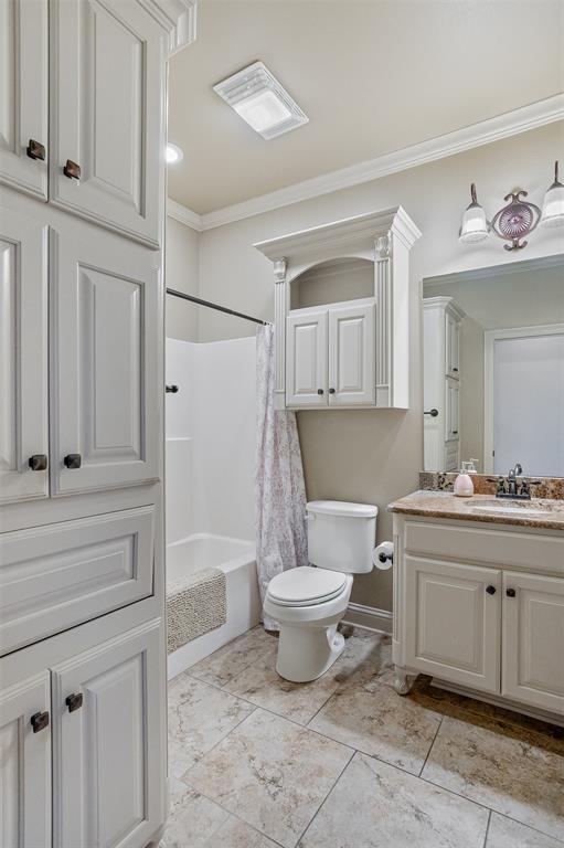 672 Dumaine Property Photo 12