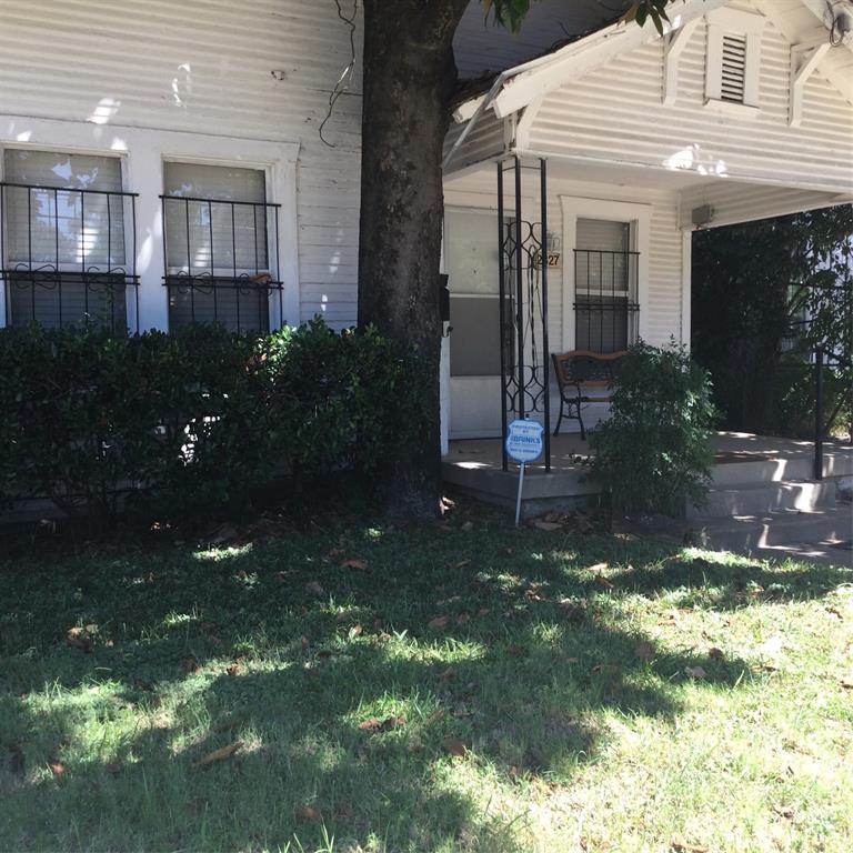 2327 Dathe Street Property Photo 4