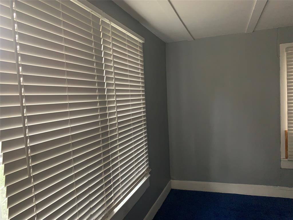 2327 Dathe Street Property Photo 8