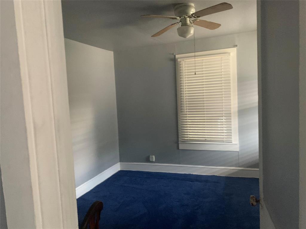 2327 Dathe Street Property Photo 12