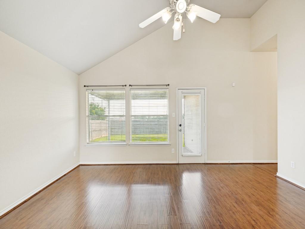 225 Charleston Drive Property Photo 10