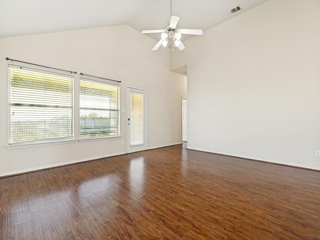 225 Charleston Drive Property Photo 11