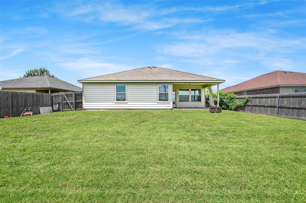 225 Charleston Drive Property Photo 23