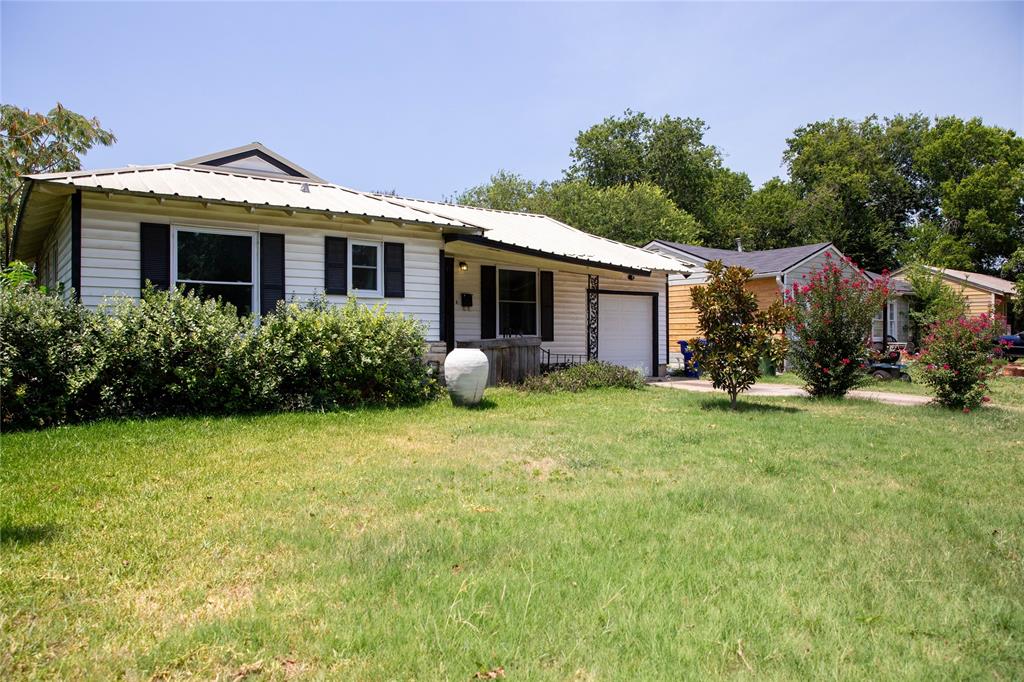 2004 N 40th Street Property Photo 1
