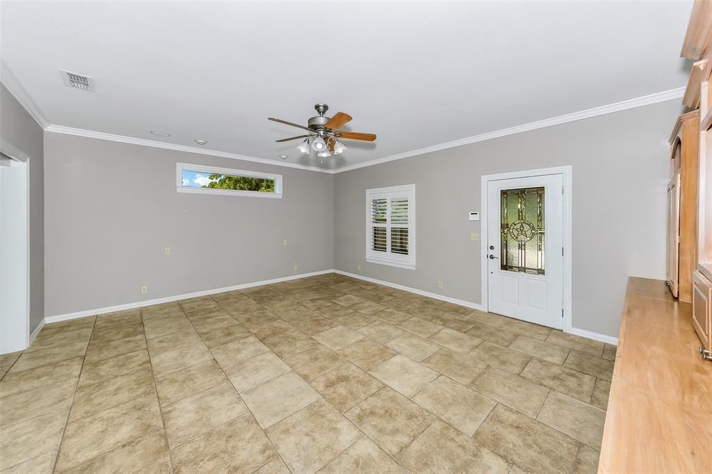 566 Selma Road Property Photo 15
