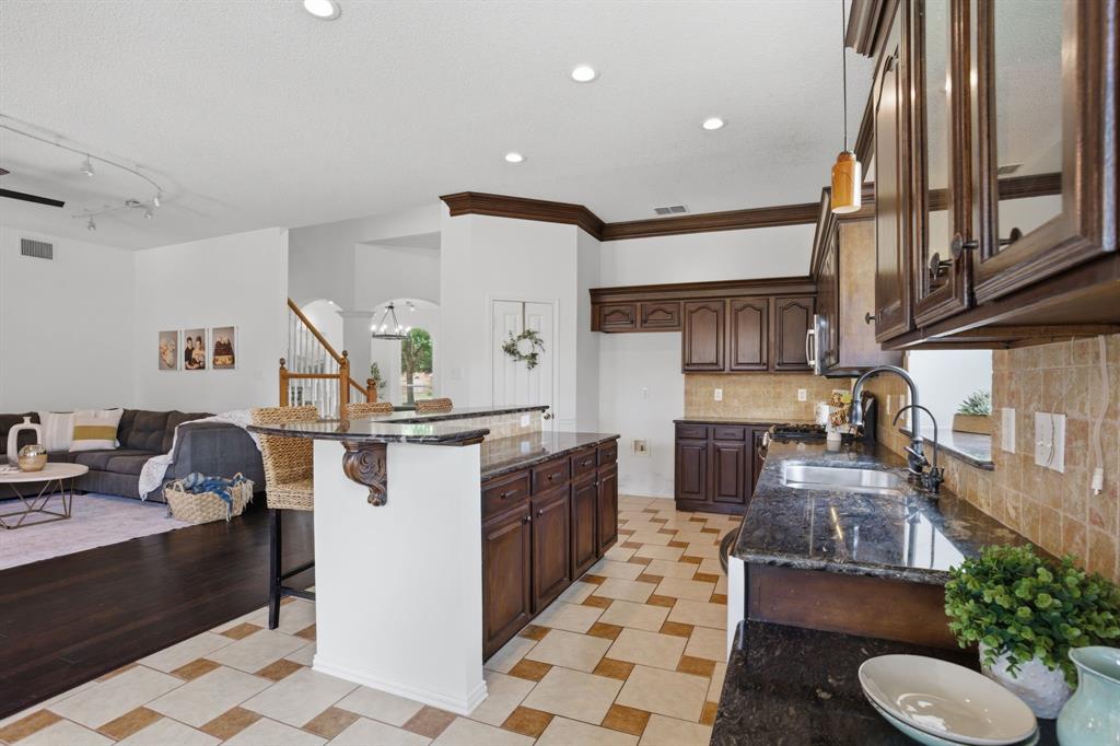 2302 Sherbrooke Lane Property Photo 10