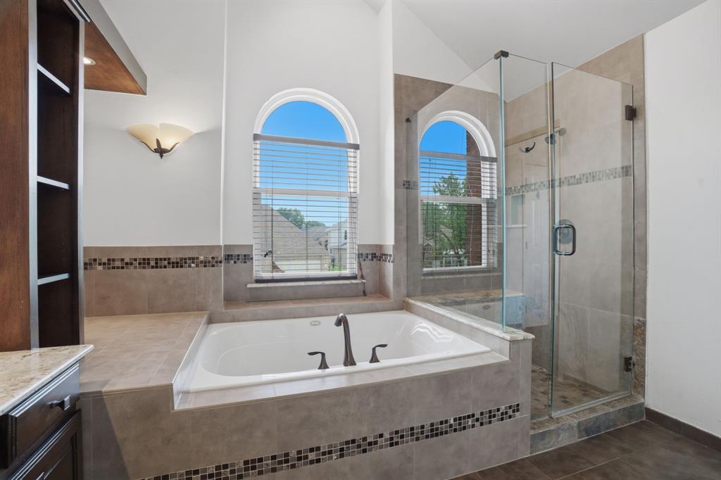 2302 Sherbrooke Lane Property Photo 24