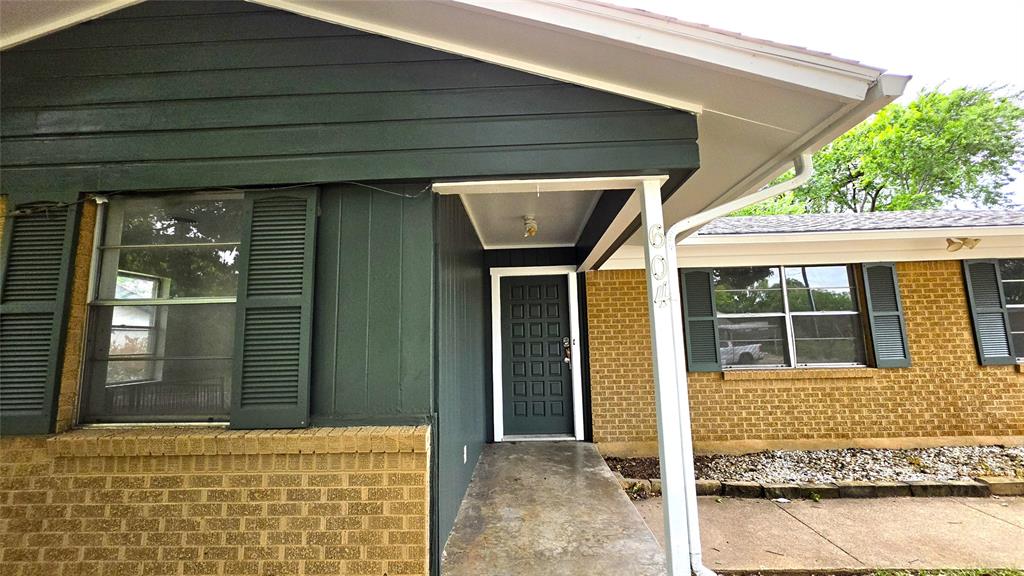 604 Sun Valley Drive