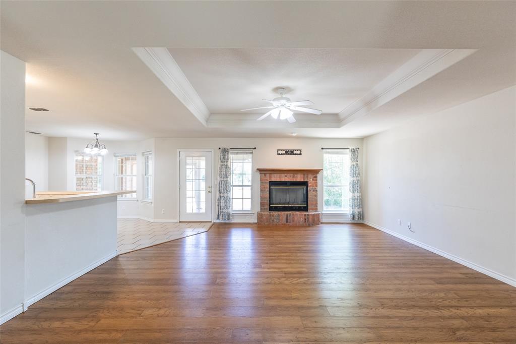 221 Codybug Road Property Photo 4