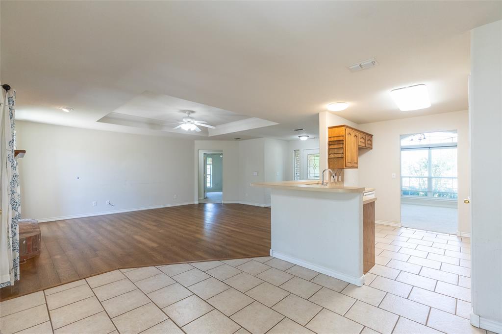 221 Codybug Road Property Photo 10