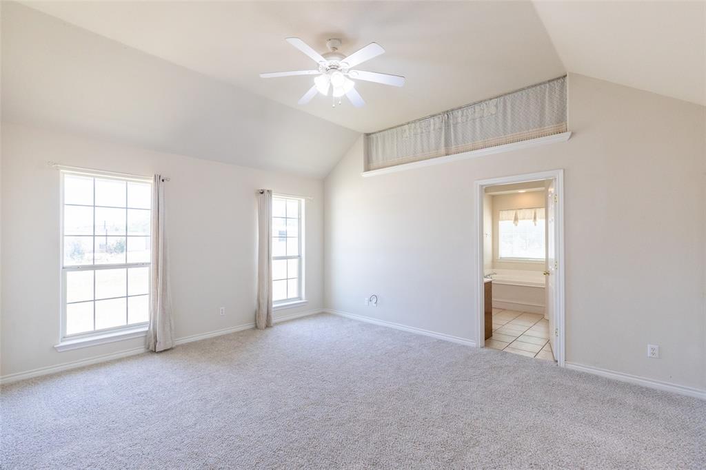 221 Codybug Road Property Photo 14