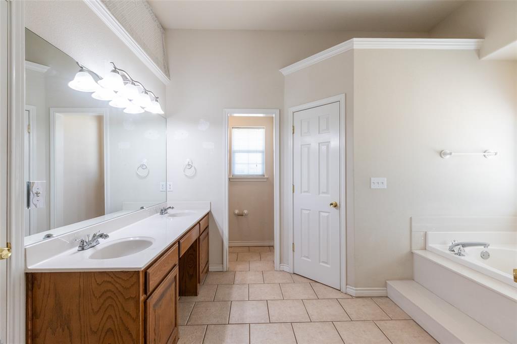 221 Codybug Road Property Photo 18