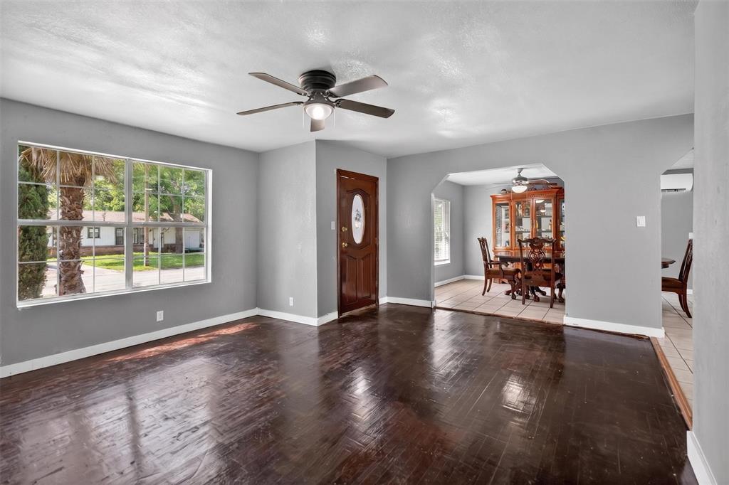 604 Graham Street Property Photo 2