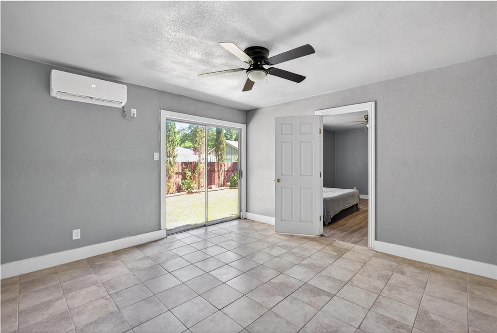 604 Graham Street Property Photo 14