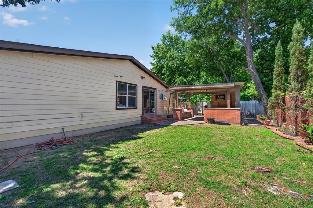 604 Graham Street Property Photo 28