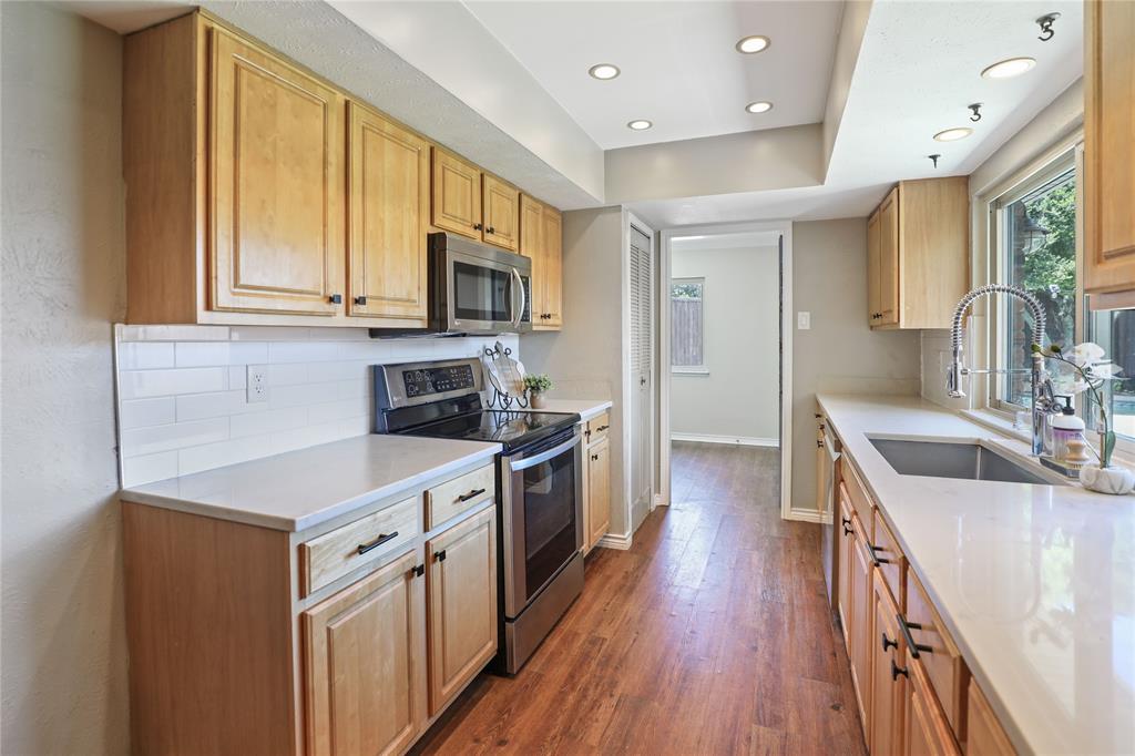 1113 Mossvine Drive Property Photo 10