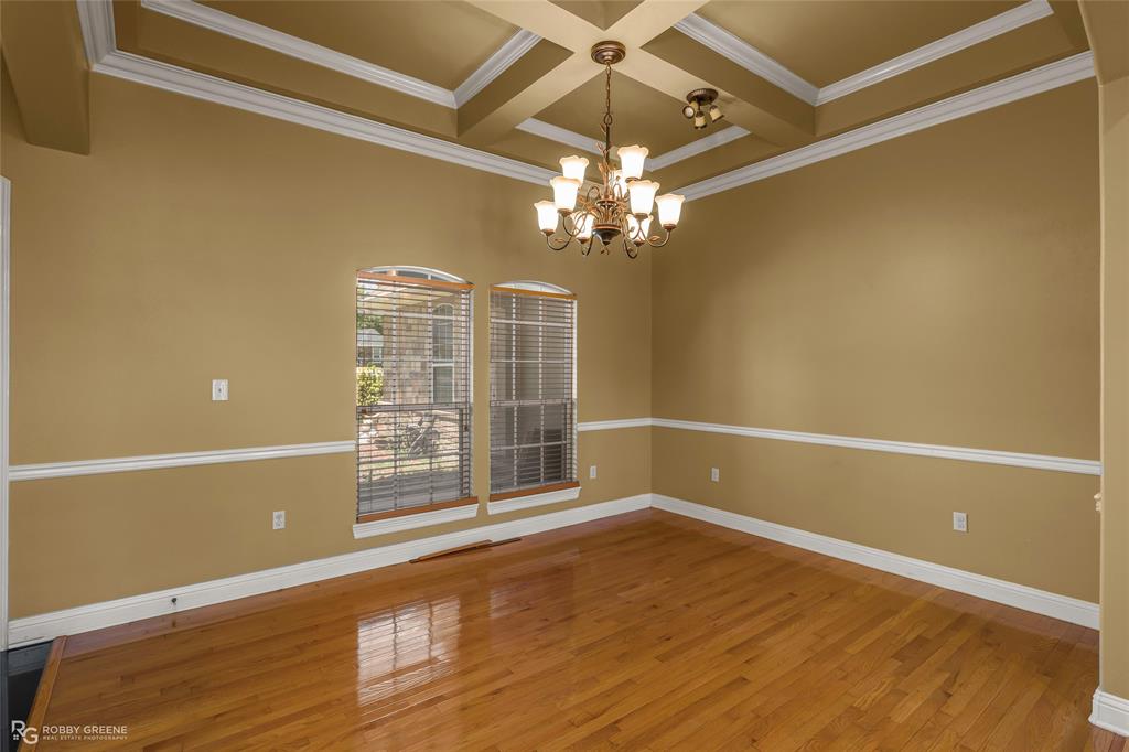 5605 Winder Circle Property Photo 5