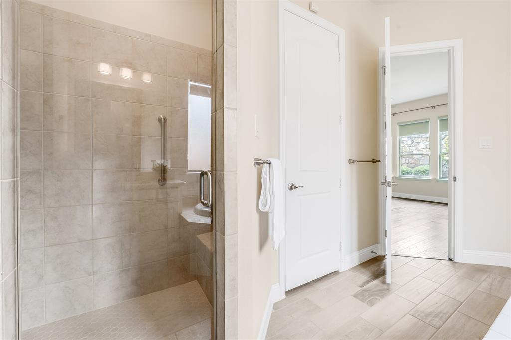 2712 Cross Oak Place Property Photo 19