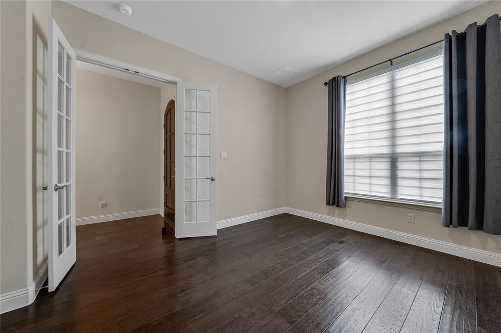 2712 Cross Oak Place Property Photo 20