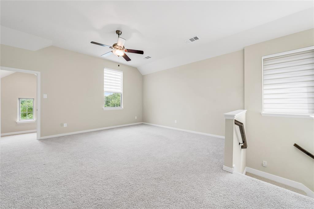 2712 Cross Oak Place Property Photo 24