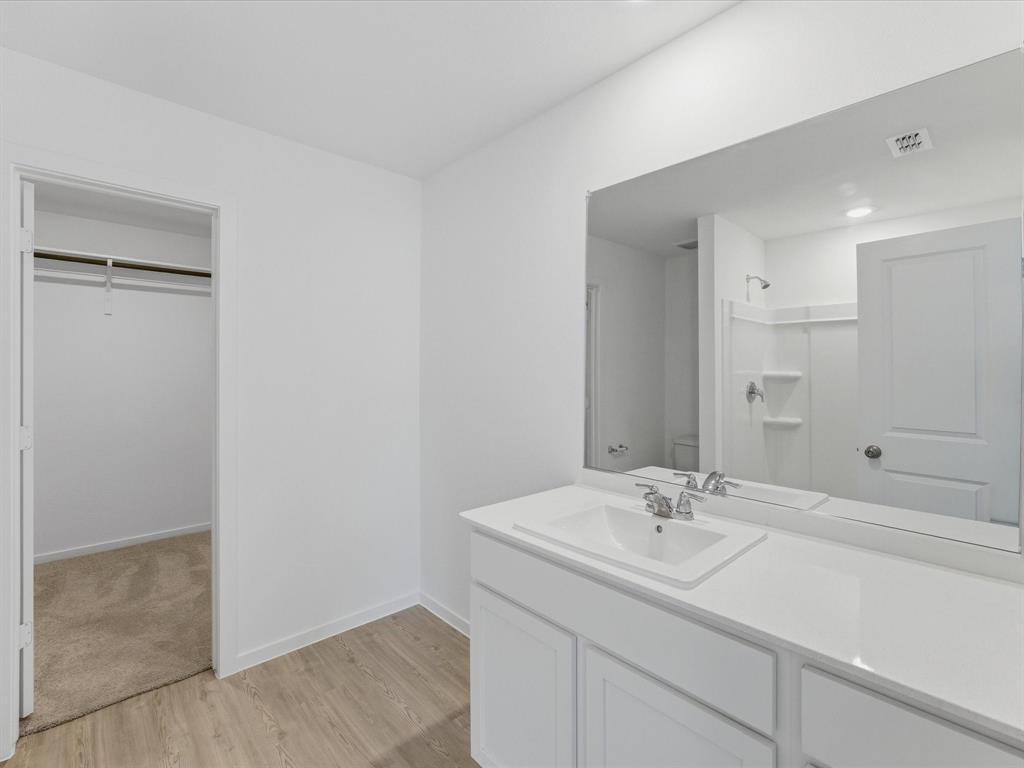 4952 Stonebridge Drive Property Photo 14