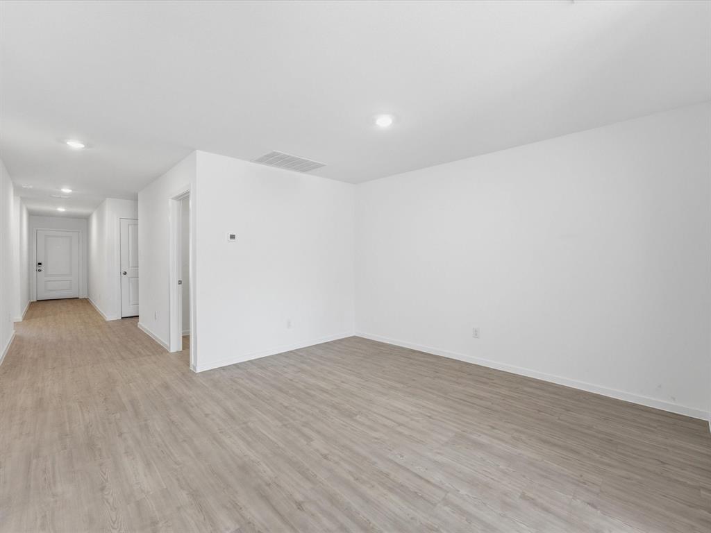 4952 Stonebridge Drive Property Photo 16
