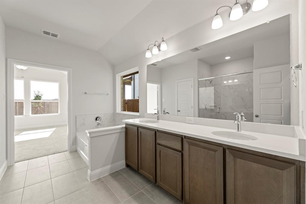 5530 Burford Lane Property Photo 18